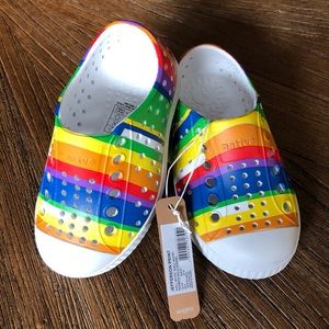 NWT Rainbow Native Shoes C6